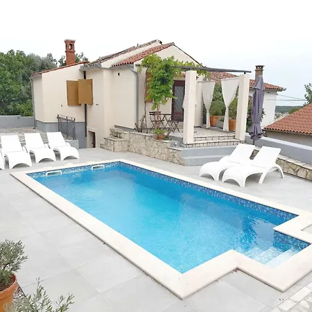 Lacodelama Mini - Marta Mit Pool By Interhome * Ližnjan