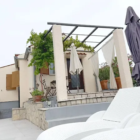 Lacodelama Mini - Marta Mit Pool By Interhome Appartement *