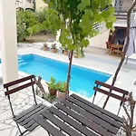 Lacodelama Mini - Marta Mit Pool By Interhome Apartmán