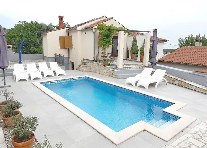 Lacodelama Mini - Marta Mit Pool By Interhome * Ližnjan
